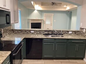 3721 Oak St in Euless, TX - Building Photo - Building Photo