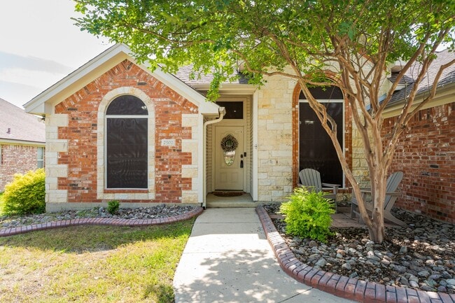 property at 2502 Jackson Dr