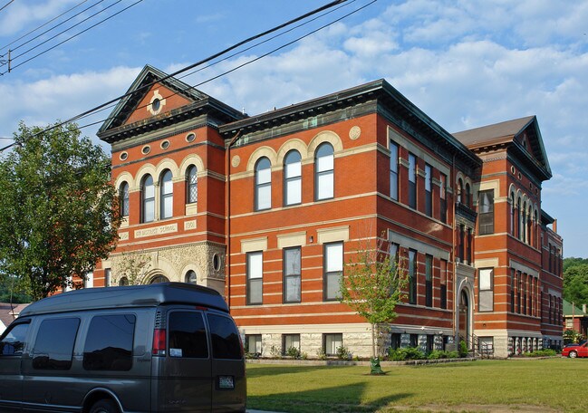 Academy Flats Senior Housing in Covington, KY - Building Photo - Building Photo