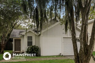 2134 Churchill Downs Cir in Orlando, FL - Building Photo