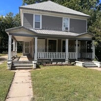 1825 N Park Pl in Wichita, KS - Building Photo