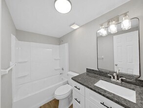 10404 Hershey Rd in Thonotosassa, FL - Building Photo - Building Photo
