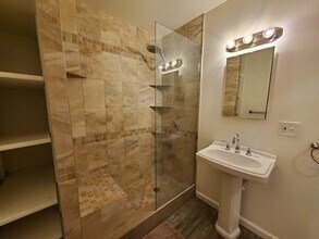 17 Chestnut St, Unit 1 in Boston, MA - Building Photo - Building Photo