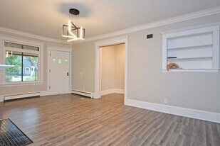 2209 Aldrich Ave S in Minneapolis, MN - Building Photo