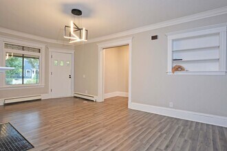 2209 Aldrich Ave S in Minneapolis, MN - Foto de edificio - Building Photo