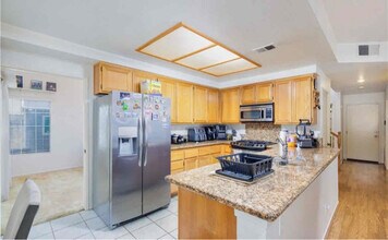 23604 Tarara Dr in Moreno Valley, CA - Building Photo - Building Photo