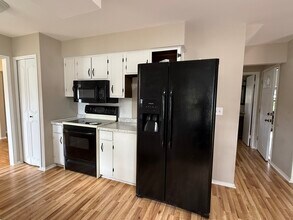 793 Tarleton Ave in East Lansing, MI - Building Photo - Building Photo