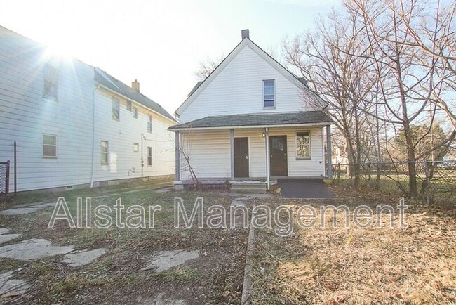 1101 E 66th St in Cleveland, OH - Building Photo - Building Photo