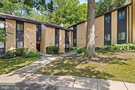 property at 805 Painters Crossing