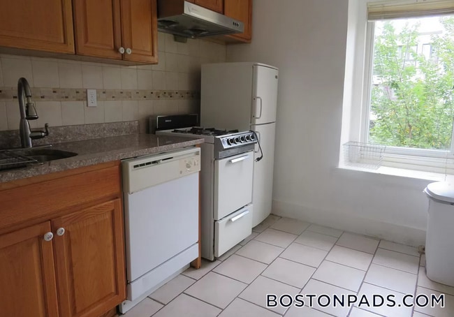 89-91 Hancock St., Unit 11 in Cambridge, MA - Building Photo - Building Photo