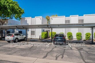 8576 E Indian School Rd in Scottsdale, AZ - Building Photo - Building Photo