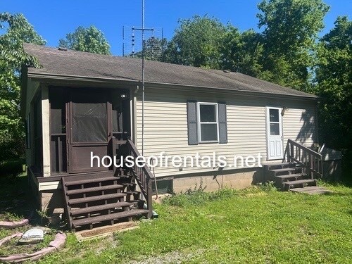 3790 Gentry Rd in Makanda, IL - Building Photo - Building Photo