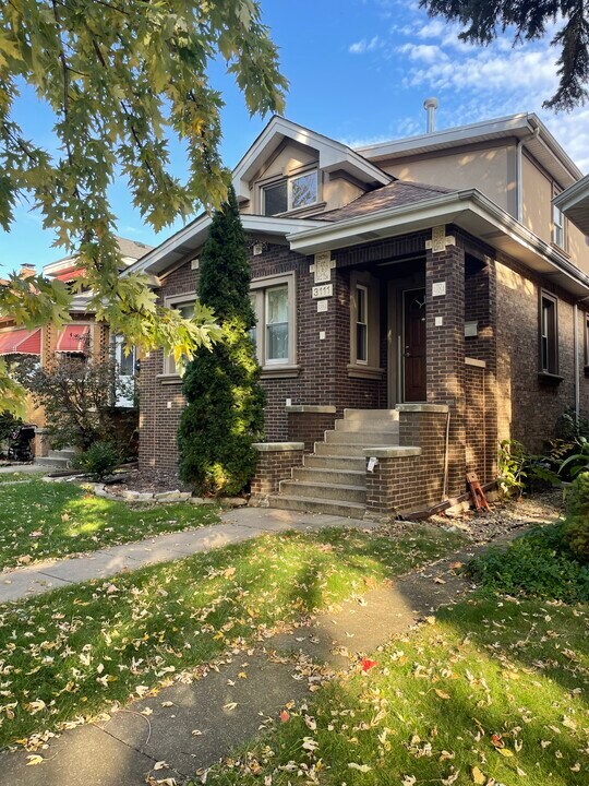 3111 N 78th Ave in Elmwood Park, IL - Building Photo