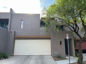 3826 N Borg Ln in Tucson, AZ - Building Photo - Building Photo