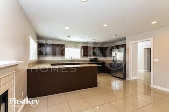 6962 Antell Cir in Las Vegas, NV - Foto de edificio - Building Photo