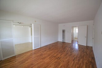5220 Radford Ave in Los Angeles, CA - Building Photo - Building Photo