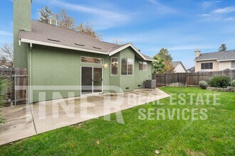 4627 Forrester Way in Sacramento, CA - Building Photo - Building Photo