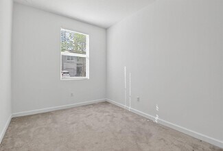 4645 Meyerson Pl in Greenacres, FL - Foto de edificio - Building Photo