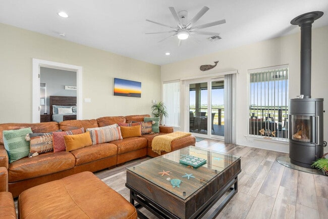 456 Paradise Pointe Dr in Port Aransas, TX - Building Photo - Building Photo