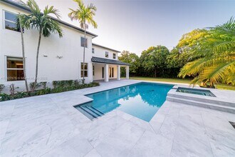11211 SW 82nd Pl in Miami, FL - Building Photo - Building Photo