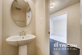 9444 Ballard Green Dr in Owings Mills, MD - Foto de edificio - Building Photo