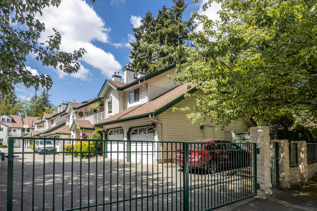 10308 155A St in Surrey, BC - Building Photo - Building Photo