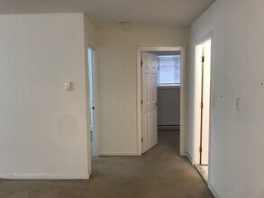 9 Embassy Rd in Boston, MA - Building Photo - Building Photo