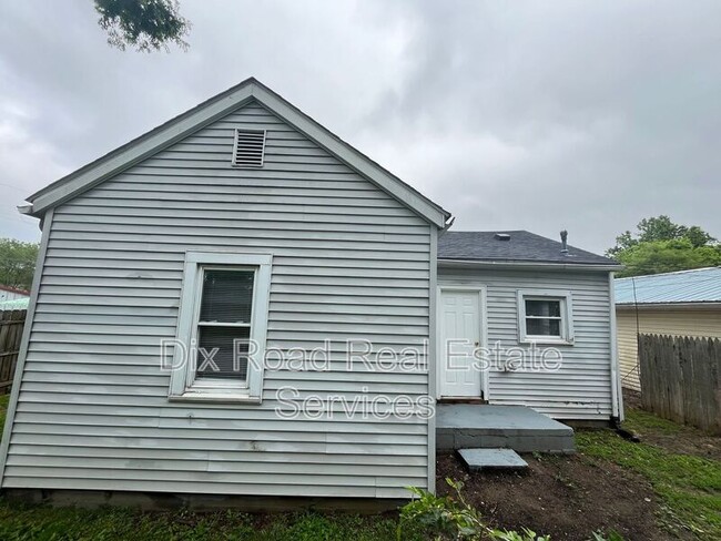 702 Buena Ave in Middletown, OH - Building Photo - Building Photo