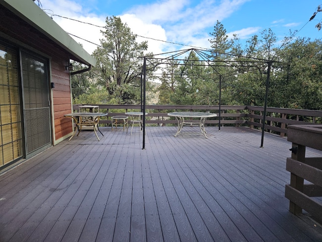 2105 Bernina Dr in Pine Mountain Club, CA - Building Photo - Building Photo