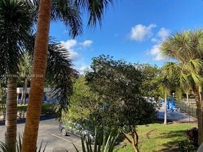 1902 Bermuda Cir in Coconut Creek, FL - Building Photo - Building Photo