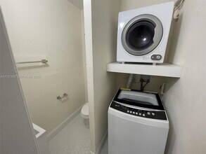 218 Santillane Ave in Coral Gables, FL - Building Photo - Building Photo