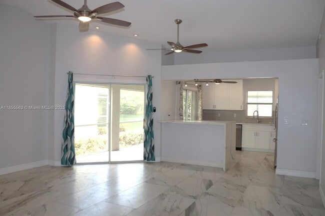 710 SE 22nd Ln in Homestead, FL - Building Photo - Building Photo