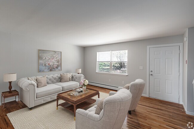 Scott Gardens Apartments in Waterbury, CT - Building Photo - Building Photo