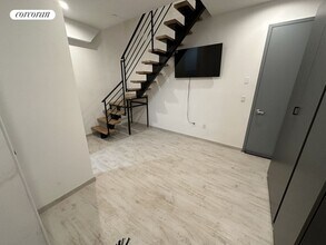 256 Winthrop St in Brooklyn, NY - Building Photo - Building Photo
