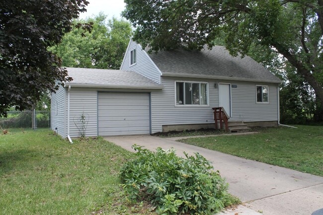 property at 503 N Norbeck St