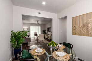 Sangria Park in Austin, TX - Building Photo