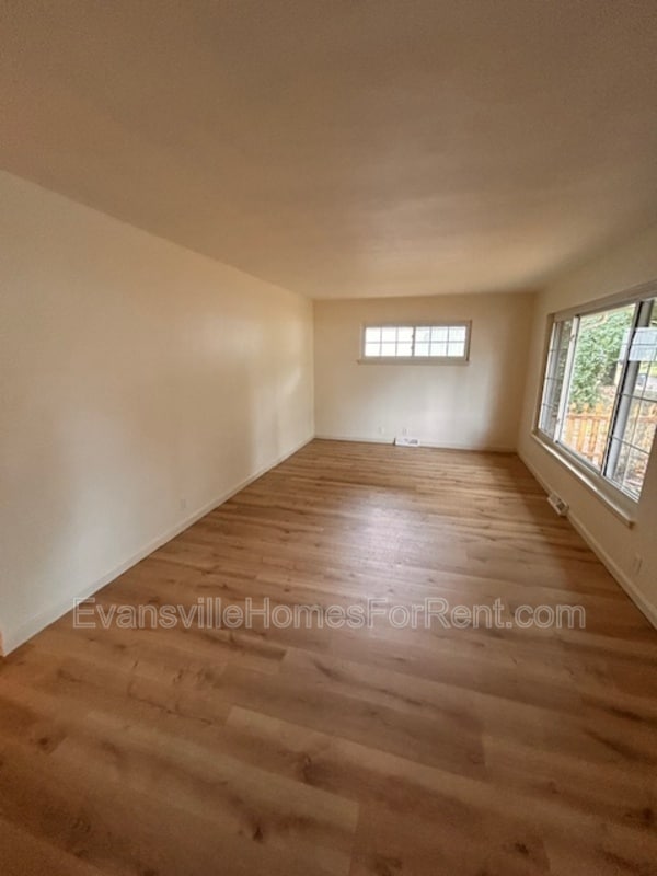 2416 Margybeth Ave in Evansville, IN - Building Photo - Building Photo