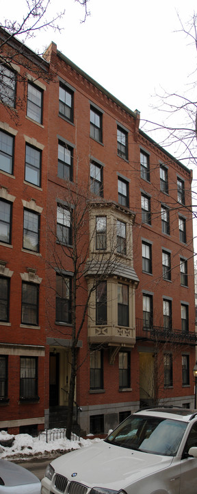 7 Hancock St in Boston, MA - Building Photo