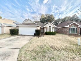 4190 White Tail Cir in Niceville, FL - Building Photo