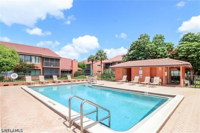 property at 124 Cypress Way E