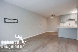 13754 Mango Dr in Del Mar, CA - Building Photo - Building Photo