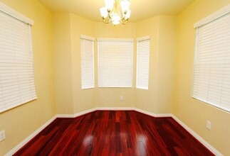 91-1057-1057 Kaianae St in Ewa Beach, HI - Building Photo - Building Photo