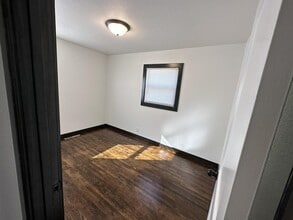 6254 Independence St in Park City, KS - Building Photo - Building Photo