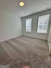512 Healy Dr in Cumming, GA - Building Photo - Building Photo