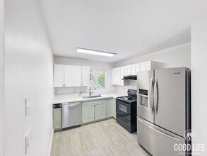 2850 Reynard Way in San Diego, CA - Building Photo - Building Photo