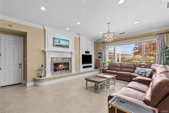 14910 Live Oak Springs Canyon Rd in Santa Clarita, CA - Building Photo - Building Photo