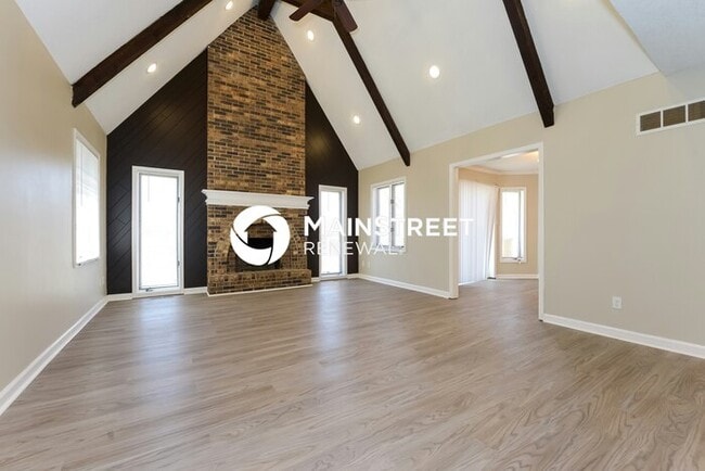 property at 7912 N Michigan Ave