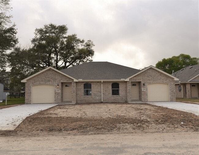 property at 315 North 2 1/2 St. Ste B