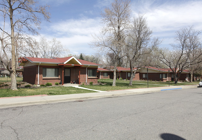 Columbine Apartment Homes in Denver, CO - Building Photo - Building Photo