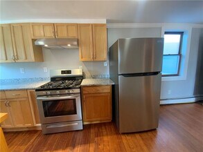90 Spruce St-Unit -2 in Providence, RI - Building Photo - Building Photo